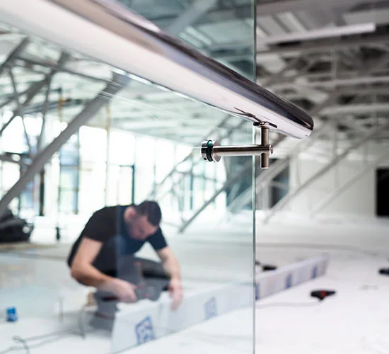 Rockledge, FL highly skilled glass repair technicians